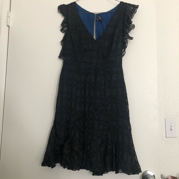 Bebe XS silk dress - Picture 3 of 3